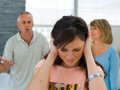 Image result for Tôi phải xử lý 'hậu quả' của đứa con trai hư hỏng như thế nào