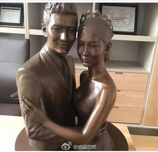Huynh Hieu Minh dung tuong hai vo chong hinh anh 1