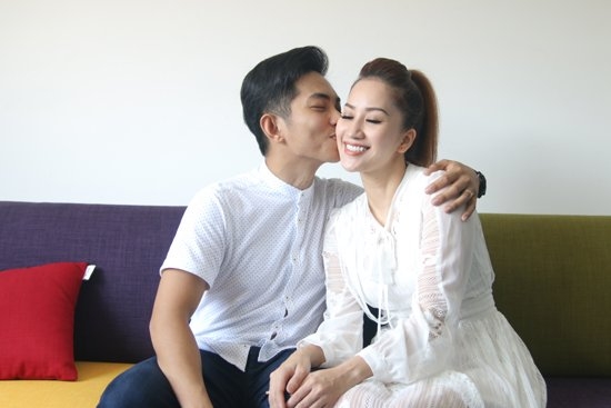 Sự thật chưa từng biết về chuyện tình lệch 12 tuổi của Khánh Thi - Phan Hiển