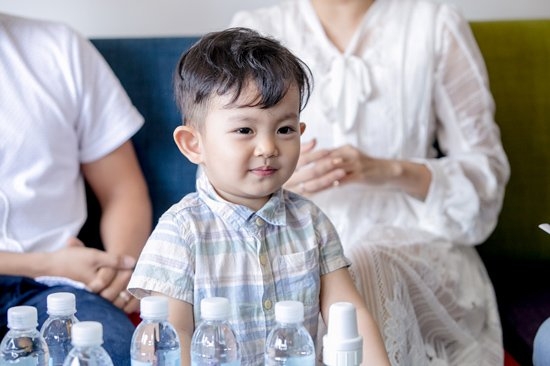 Sự thật chưa từng biết về chuyện tình lệch 12 tuổi của Khánh Thi - Phan Hiển