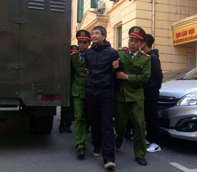 Giang Kim Đạt và 'bộ sậu' hầu tòa