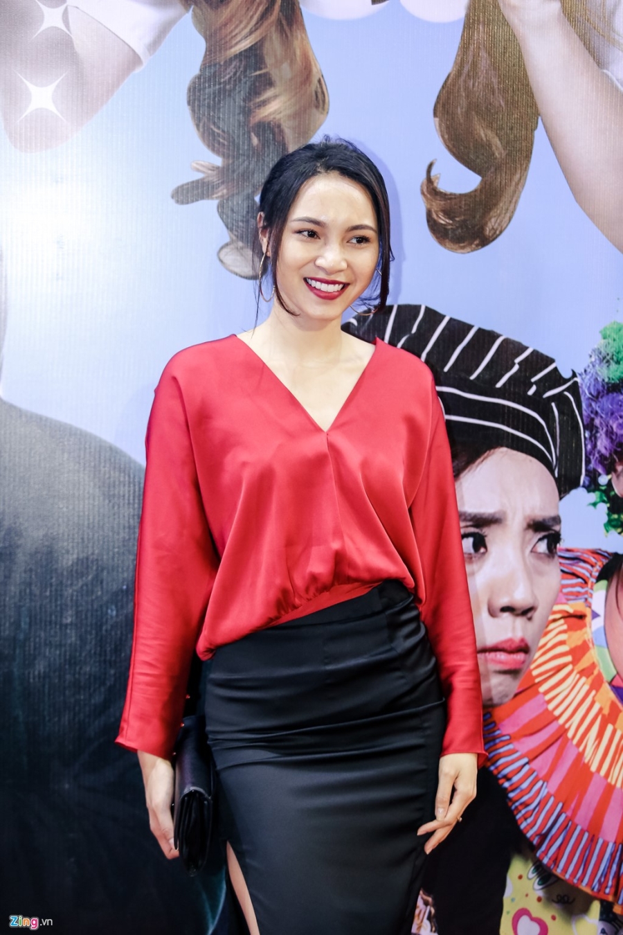 Vo chong Hari Won, Tran Thanh hon nhau tren tham do hinh anh 7