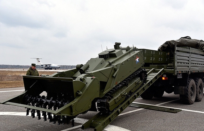 Robot đặc biệt của Nga tung hoành ở Syria: Khách nước ngoài tới tấp đặt mua! - Ảnh 2.