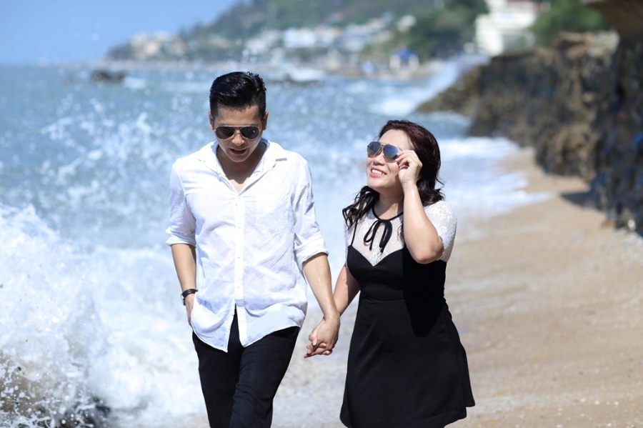 Hoang Anh va vo Viet kieu ngot ngao trong anh cuoi hinh anh 4