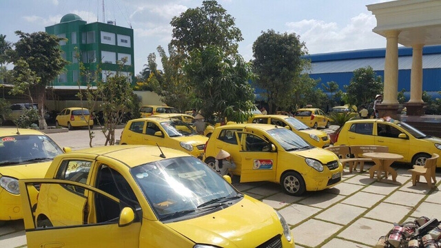  Xe Kia Morning số sàn thường được các hãng taxi sử dụng. Ảnh minh họa 
