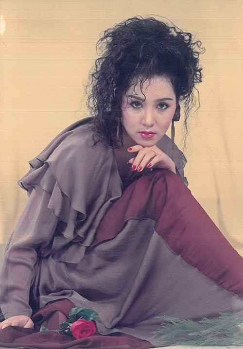 chuyen-dien-vien-mong-van-bi-bat-oan-mat-trang-danh-tieng-ngoisao.vn-w500-h718 0