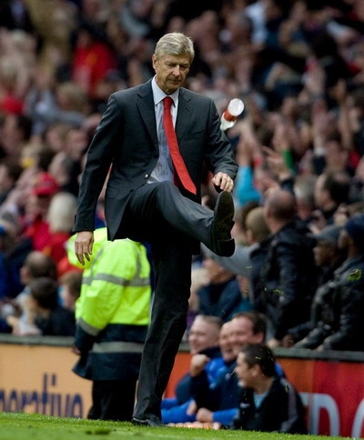  Một Wenger đầy cá tính không dễ chấp nhận đầu hàng số phận 
