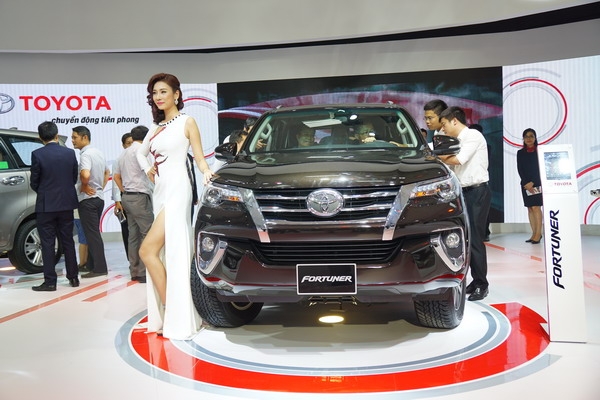 Nhập khẩu từ Indonesia tăng mạnh vì Fortuner chuyển từ lắp ráp sang nhập khẩu từ thị trường này.