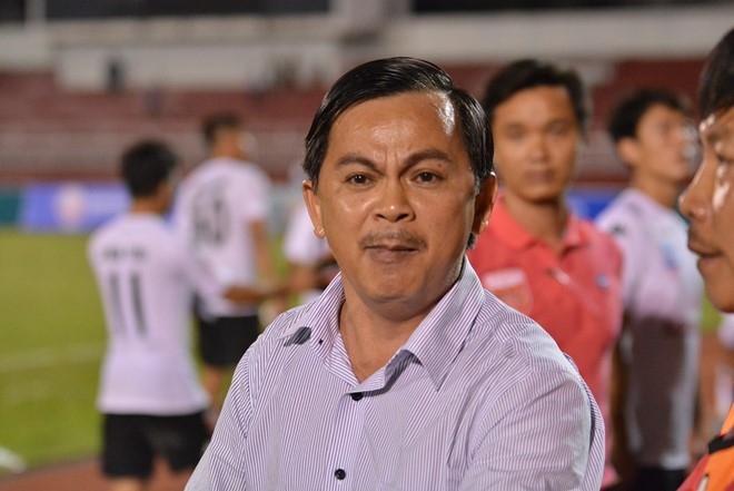 Bau Thang: 'Toi luon bao ve le phai neu trong tai chuan muc' hinh anh 1