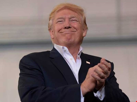 Thụy Điển muốn dạy ông Trump về chính sách nhập cư - ảnh 1