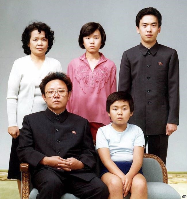 Thoi huy hoang duoc song trong tinh cha cua Kim Jong Nam hinh anh 3