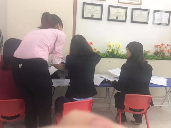 Vụ cô giáo mầm non bị tố dội nước lên đầu học sinh: Nếu có sai phạm chúng tôi sẽ nhờ công an - Ảnh 1.