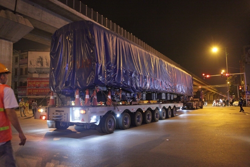 4 toa tàu Cát Linh- Hà Đông đã nối nhau ở đường sắt trên cao hình ảnh 2 4 toa tau cat linh- ha dong da noi nhau o duong sat tren cao hinh anh 2