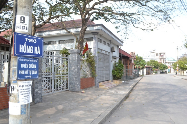 Phố Hồng Hà, thị trấn Phú Thái, nơi đối tượng Trương Việt Cường (tức Xệ lác) sinh sống. Ảnh: Đ.Tuỳ 