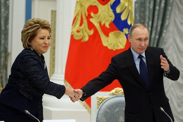 dien kremlin bat ngo tiet lo nguoi phu nu co the ke nhiem putin hinh anh 2