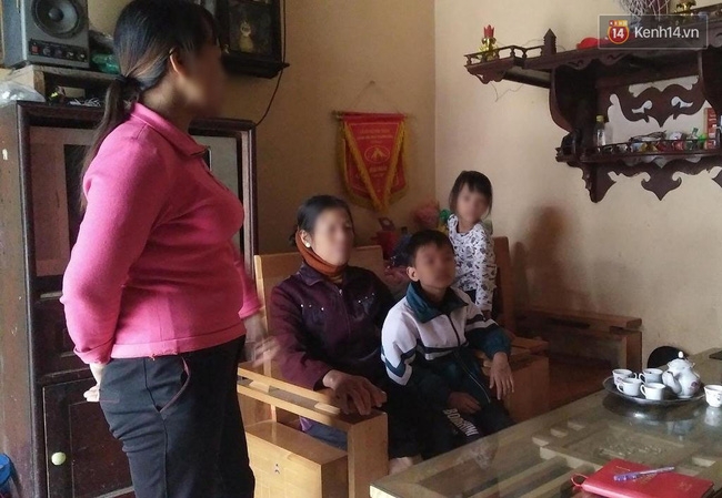 Hà Nội: 29 học sinh nổi ngứa, dị ứng sau khi nhà trường phun thuốc diệt muỗi tại lớp học - Ảnh 1.