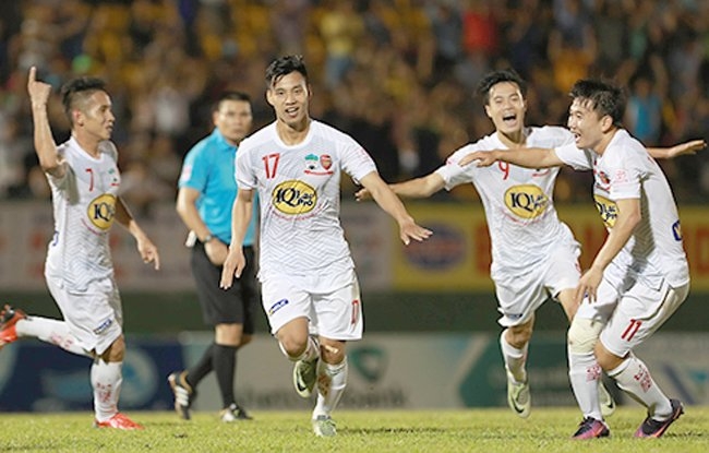 Long An, HAGL, Nguyễn Minh Phương, V-League 2017, Công Phượng
