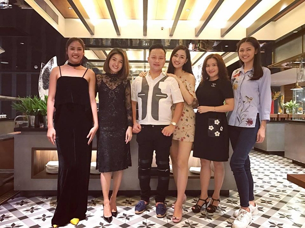 a-hau-ngo-tra-my-khoe-anh-hon-chong-dai-gia-3