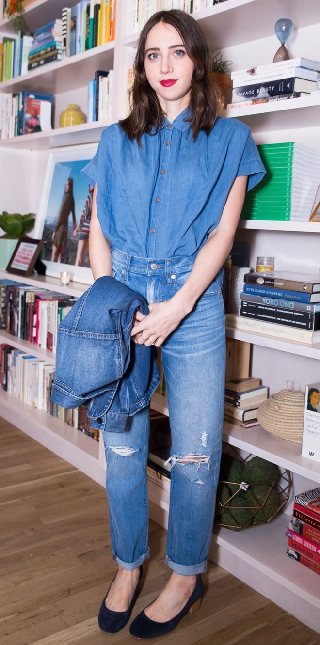 Sao ngoai lang xe quan jeans rach dau xuan hinh anh 5