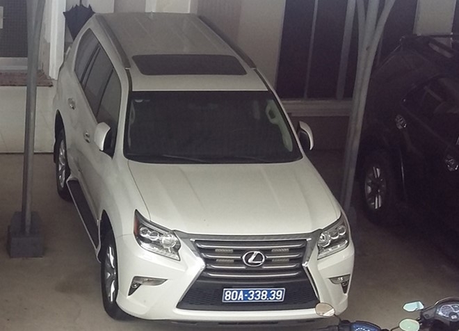 Vi sao cong ty tang Lexus 3 ty cho Ca Mau roi tam ung 25 ty? hinh anh 1