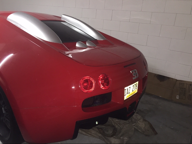 Bản sao Bugatti Veyron có giá bán khóc thét - Ảnh 2.