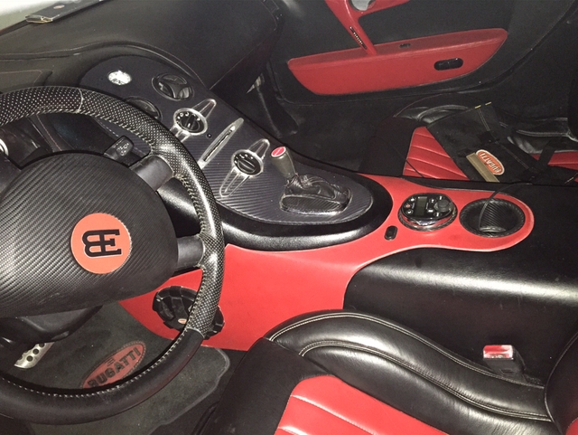 Bản sao Bugatti Veyron có giá bán khóc thét - Ảnh 5.