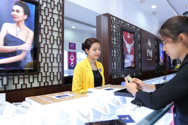 Giá vàng bám trụ mốc 37 triệu đồng/lượng