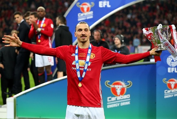 Mourinho keu goi Ibrahimovic o lai Man Utd hinh anh 1