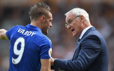 Oscar “lố” của bóng đá Anh 2017: Wayne Shaw, Ranieri và nhiều hơn thế ảnh 1