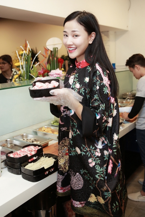 vo-chong-thai-hoa-mung-maya-lam-ba-chu-3