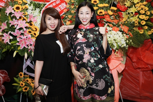 vo-chong-thai-hoa-mung-maya-lam-ba-chu-7