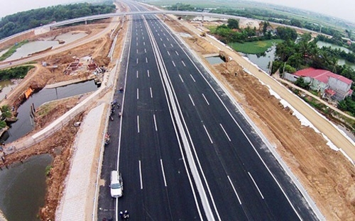 Xây cao tốc Bắc - Nam qua 20 tỉnh thành, 70% vốn xã hội hóa