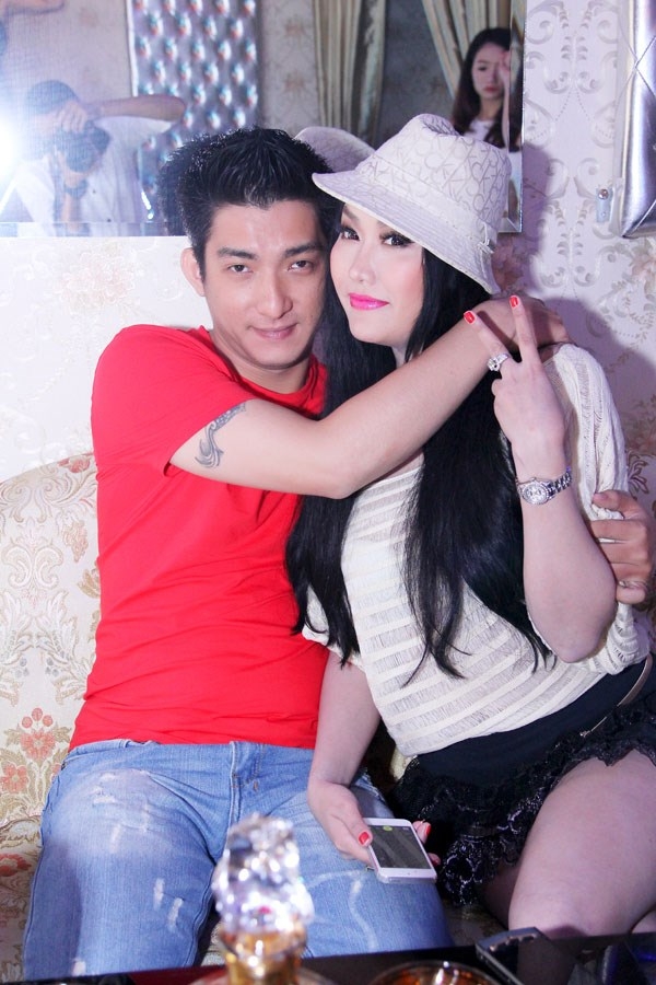 Phi Thanh Vân: Tôi làm ra nhiều tiền, ai nói tôi mua chồng cũng được! - Ảnh 3.