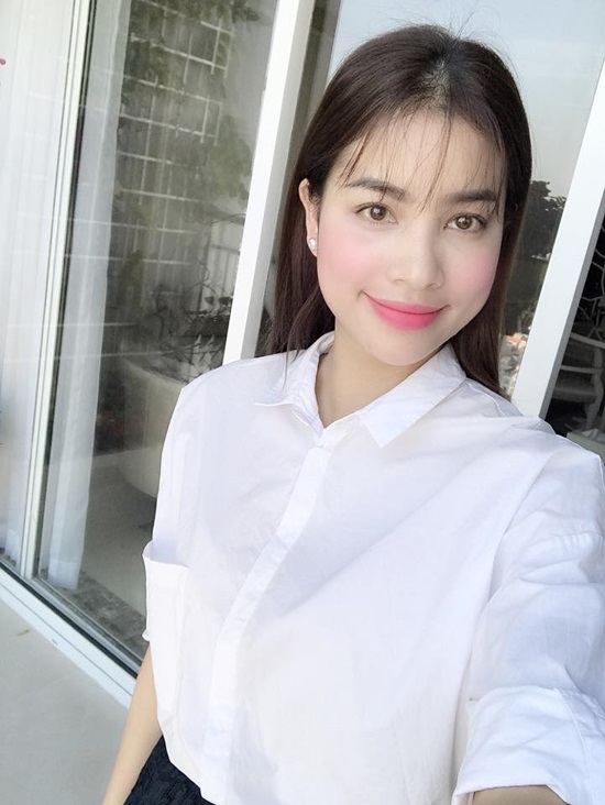 Tú Vi, Trấn Thành, Hoài Linh, Đoan Trang, Bảo Thy,sao Việt chia tay