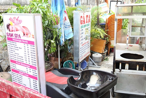Cận cảnh kho tang vật lấn chiếm vỉa hè bị ông Đoàn Ngọc Hải thu giữ hình ảnh 10 can canh kho tang vat lan chiem via he bi ong doan ngoc hai thu giu hinh anh 10