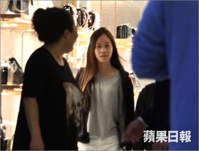 Ly Lien Kiet bi che cuoi khi tan duong con gai ut hinh anh 2
