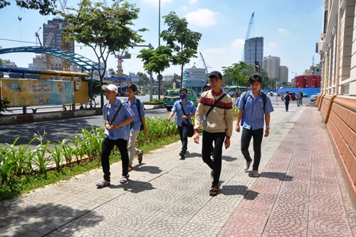 ong doan ngoc hai tung 20 nam phu me ban hang rong o quan 1 hinh anh 2