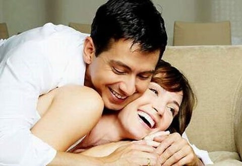 Vo chong 'an ai' trien mien, bao gian hon dan tieu bien
