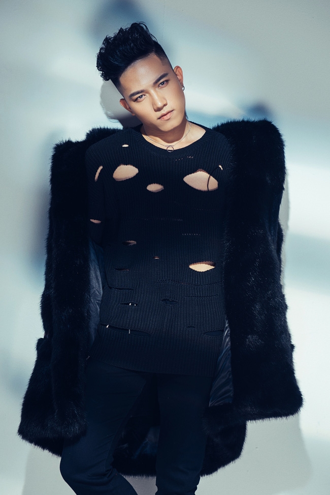 Đông Nhi sexy bên 11 chiến binh đa màu sắc tại The Voice! - Ảnh 10.