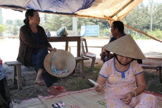 Chu tich UBND tinh Quang Ngai truc tiep xin loi dan hinh anh 3