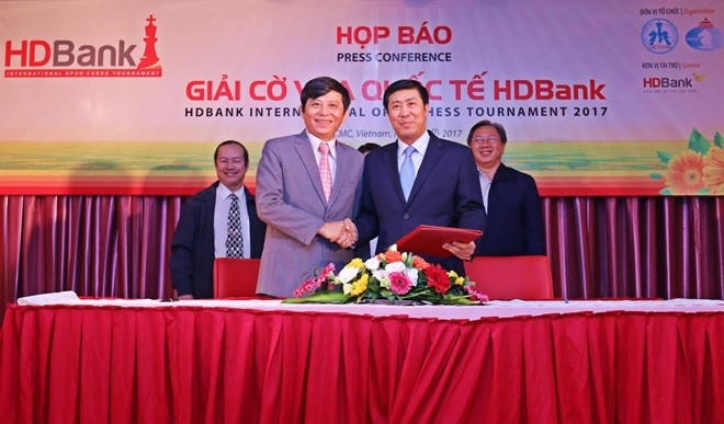 Le Quang Liem tranh vo dich voi nhung ky thu Trung Quoc hinh anh 1
