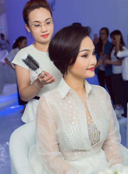 miu-le-lai-xe-hop-4-ty-chay-show-su-kien-3