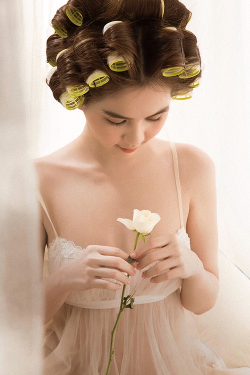 ngoc trinh cu tan vo tinh yeu la lai... khoe than bang anh noi y? hinh anh 7