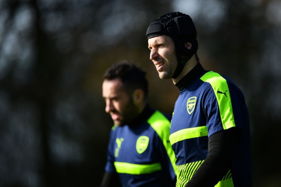 Sanchez bat tay cham dut mau thuan voi Wenger hinh anh 7