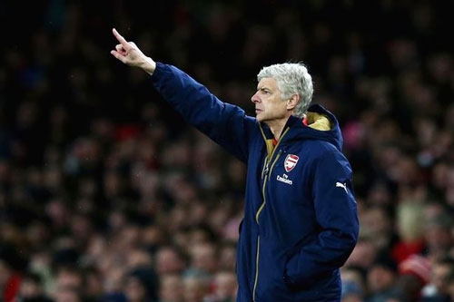 arsenal tham bai, hlv wenger quyet dinh ra di hinh anh 1