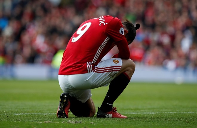Ibrahimovic bi cam 3 tran: Hoa day, nhung phuc day hinh anh 2