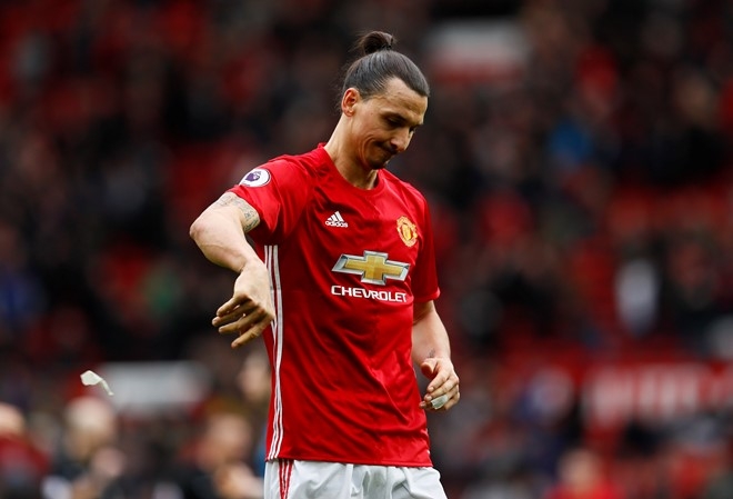 Ibrahimovic bi cam 3 tran: Hoa day, nhung phuc day hinh anh 3