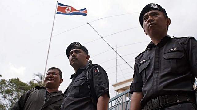 Malaysia duoc va mat gi sau khi 'an mieng tra mieng' voi Trieu Tien? hinh anh 2