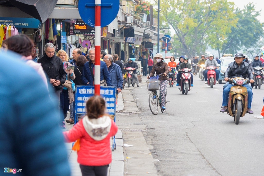 Via he Ha Noi la lam truoc ngay ra quan lap lai trat tu hinh anh 8