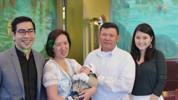 vo-chong-ngoc-lan-mo-tiec-day-thang-cho-con-trai-tai-my-2